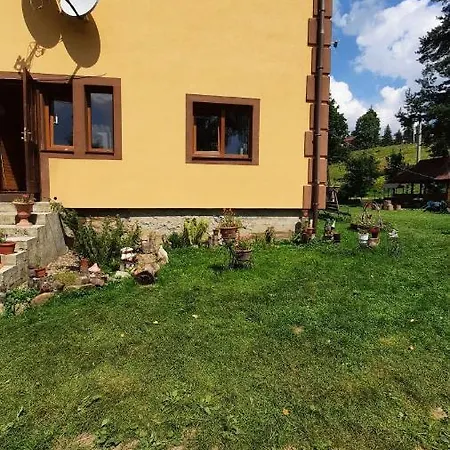 Gostyniy Dvir Petrovski בית הארחה