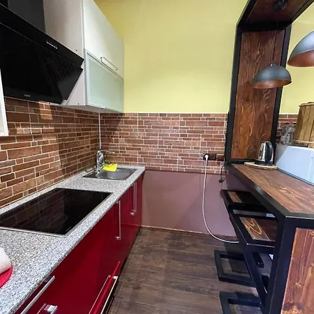 Gostyniy Dvir Petrovski בית הארחה